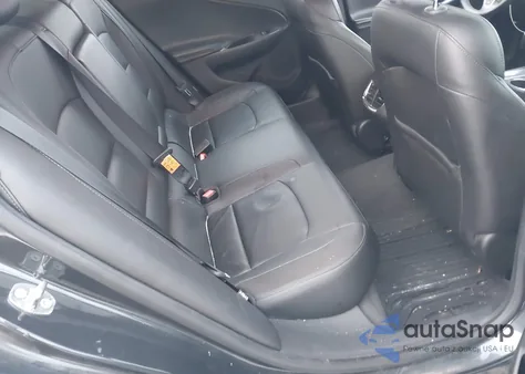 2016 Chevrolet Malibu Hybrid from USA, damaged, VIN 1G1ZJ5SU8GF355323